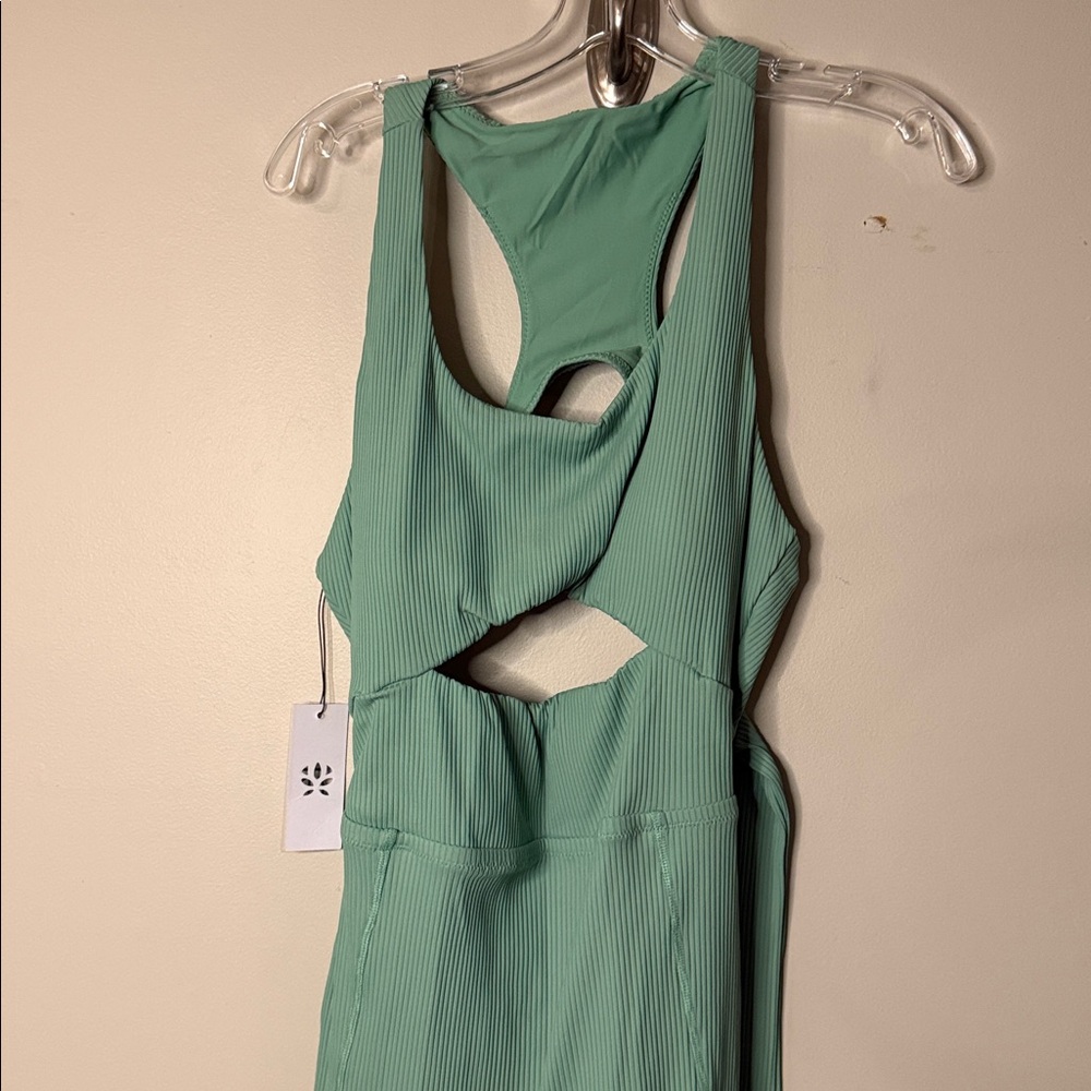 GIGI C Krizia Jumpsuit - Picture 4 of 7